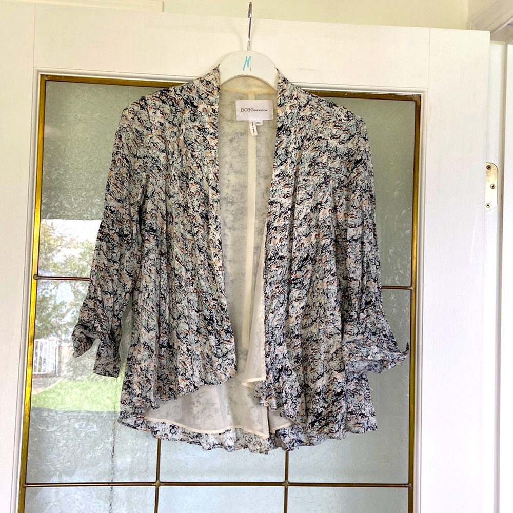 BCBG open blazer